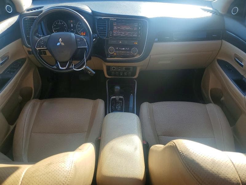 2018 MITSUBISHI OUTLANDER SE 8