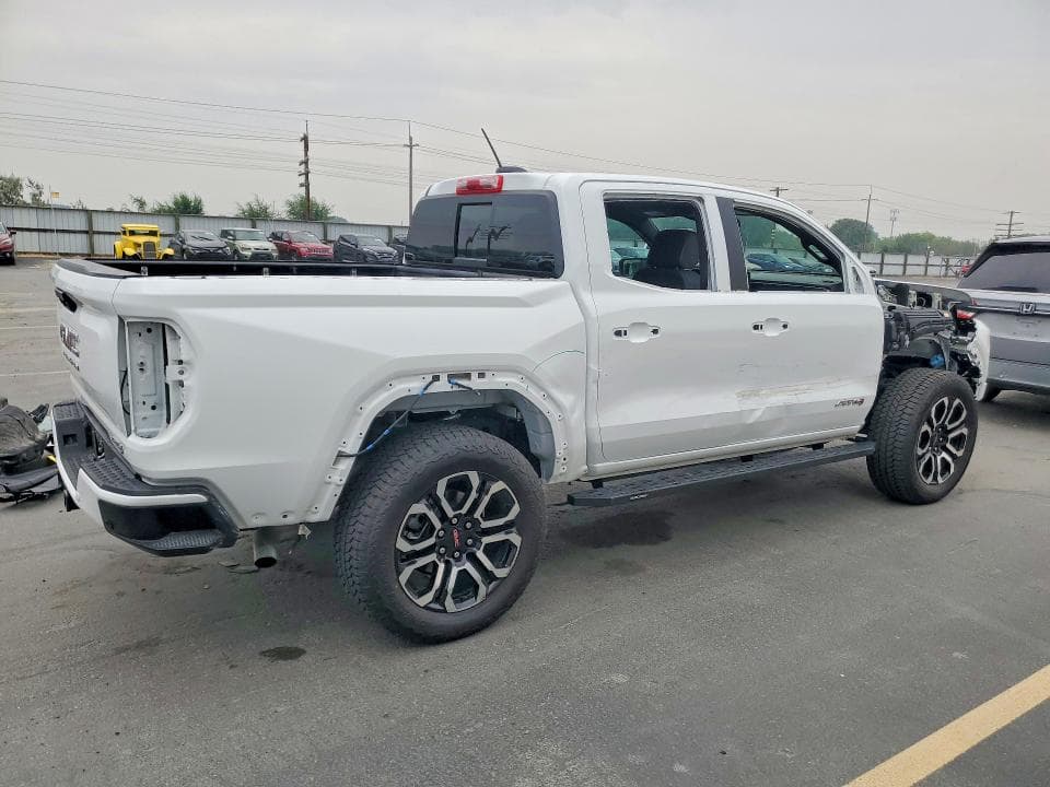 2025 GMC CANYON AT4 3