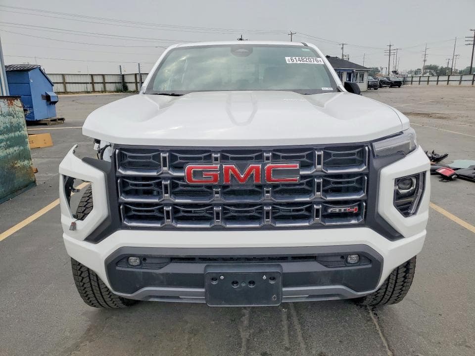 2025 GMC CANYON AT4 5