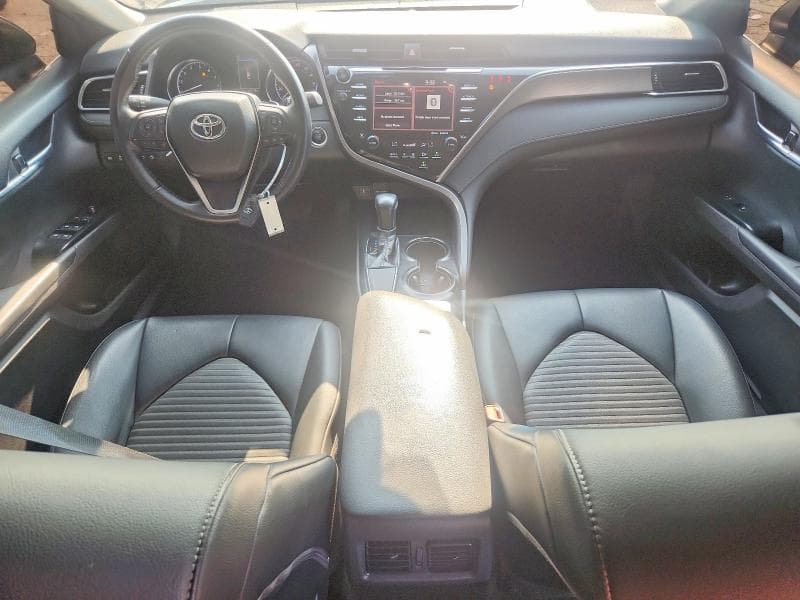 2018 TOYOTA CAMRY SE 8