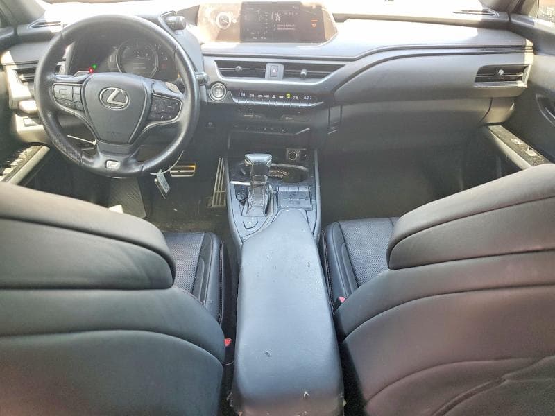 2019 LEXUS UX 200 8