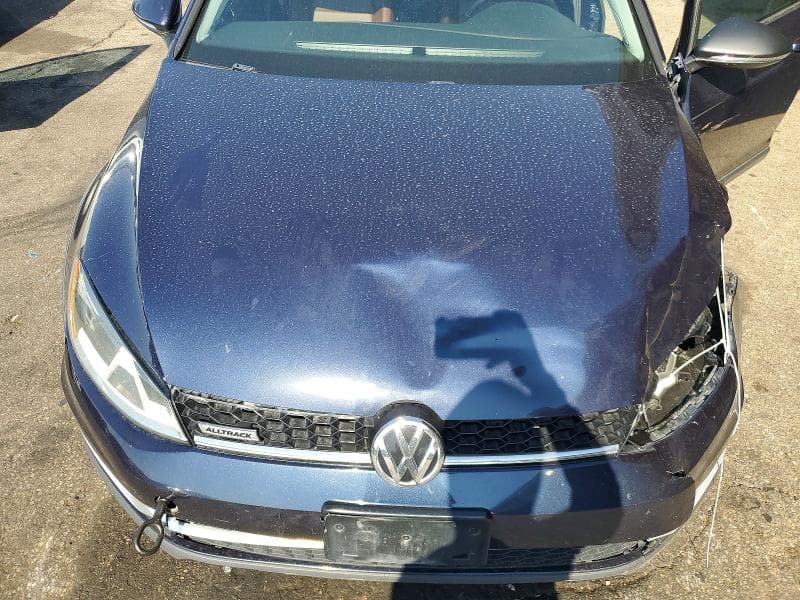 2017 VOLKSWAGEN GOLF ALLTRACK S 11