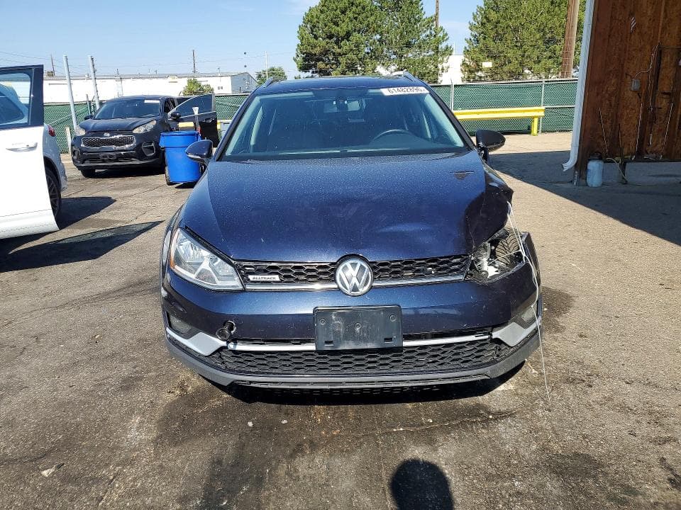 2017 VOLKSWAGEN GOLF ALLTRACK S 5