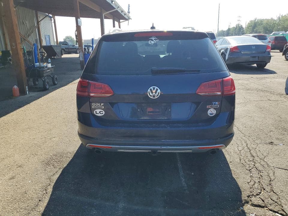 2017 VOLKSWAGEN GOLF ALLTRACK S 6