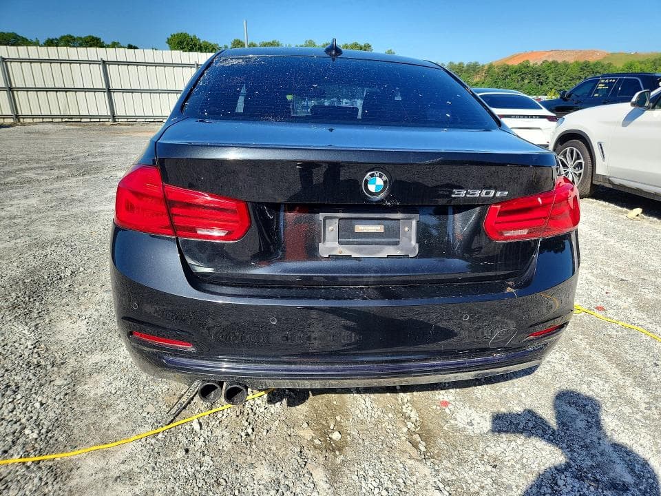 2017 BMW 330E 6