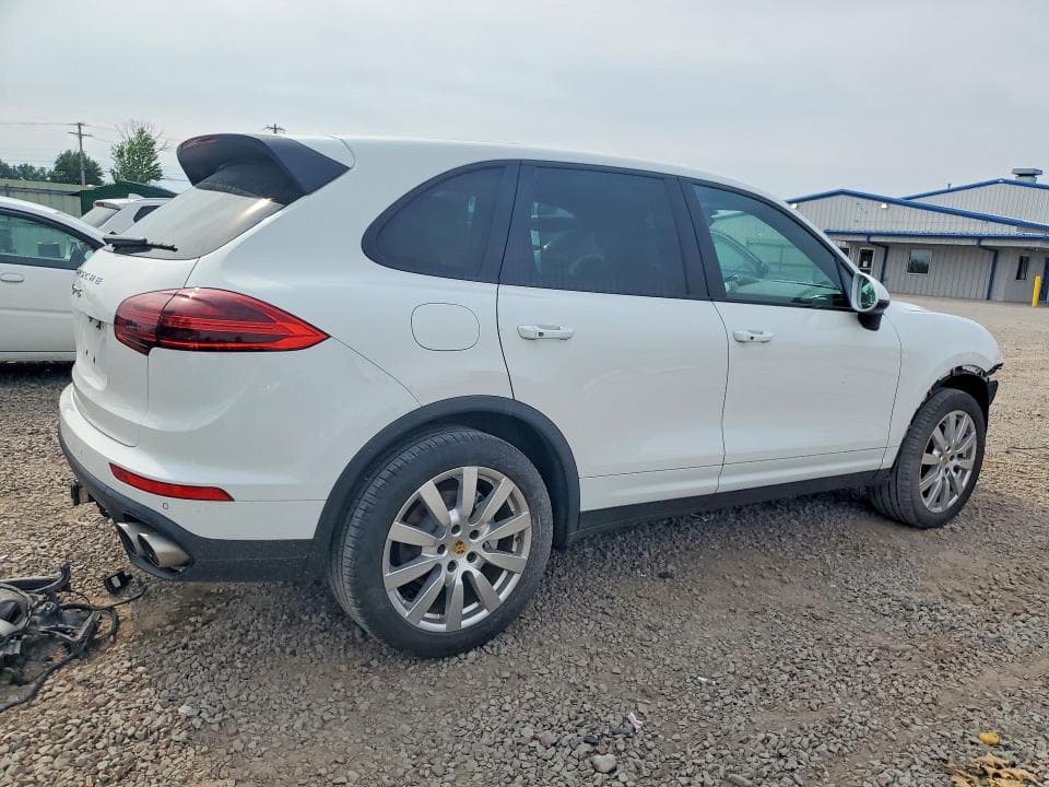 2018 PORSCHE CAYENNE S S 3
