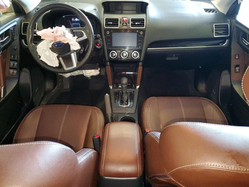 2017 SUBARU FORESTER 2.5I TOURING 8