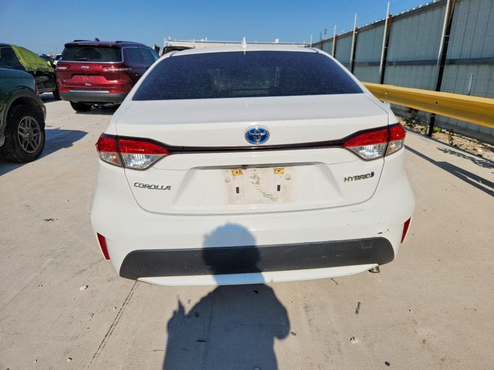 2020 TOYOTA COROLLA LE 6