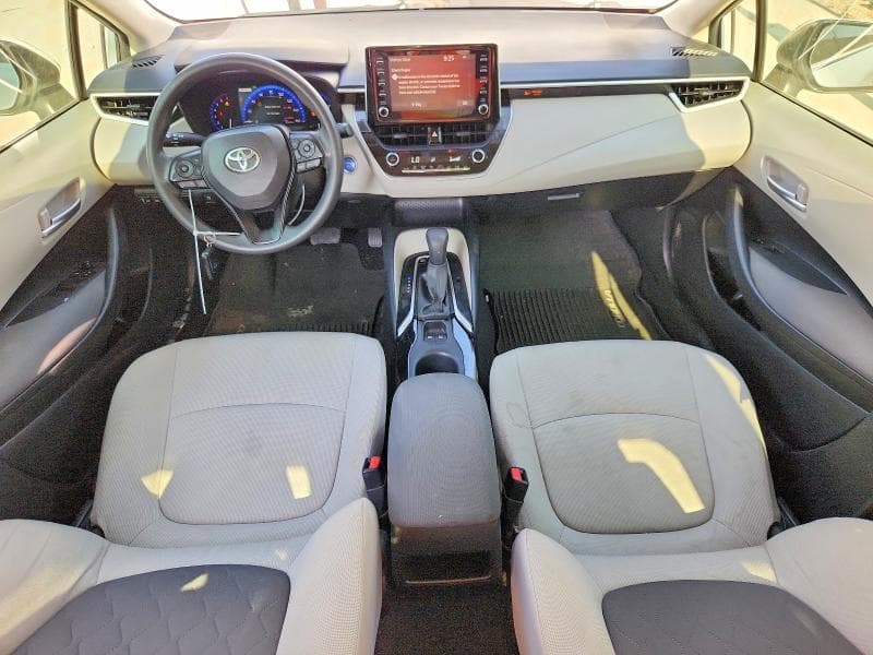 2020 TOYOTA COROLLA LE 8