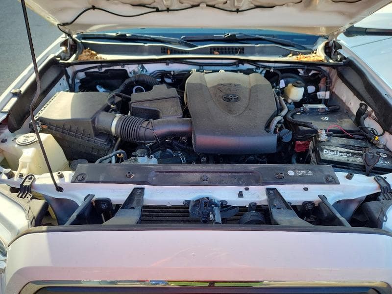 2018 TOYOTA TACOMA SR5 V6 11