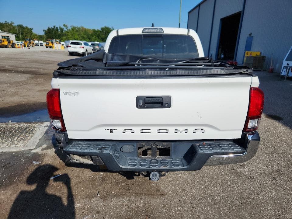 2018 TOYOTA TACOMA SR5 V6 6