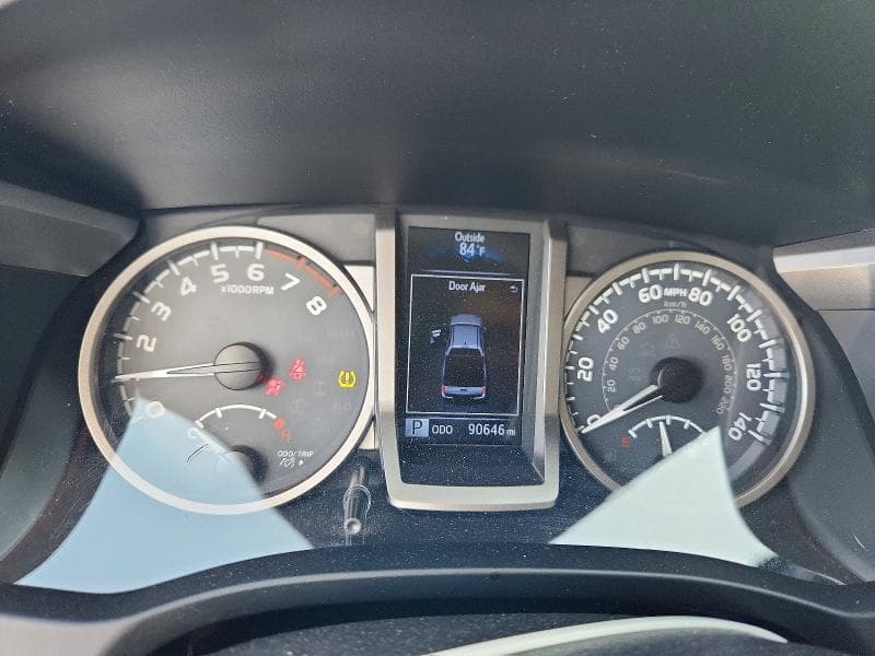 2018 TOYOTA TACOMA SR5 V6 9