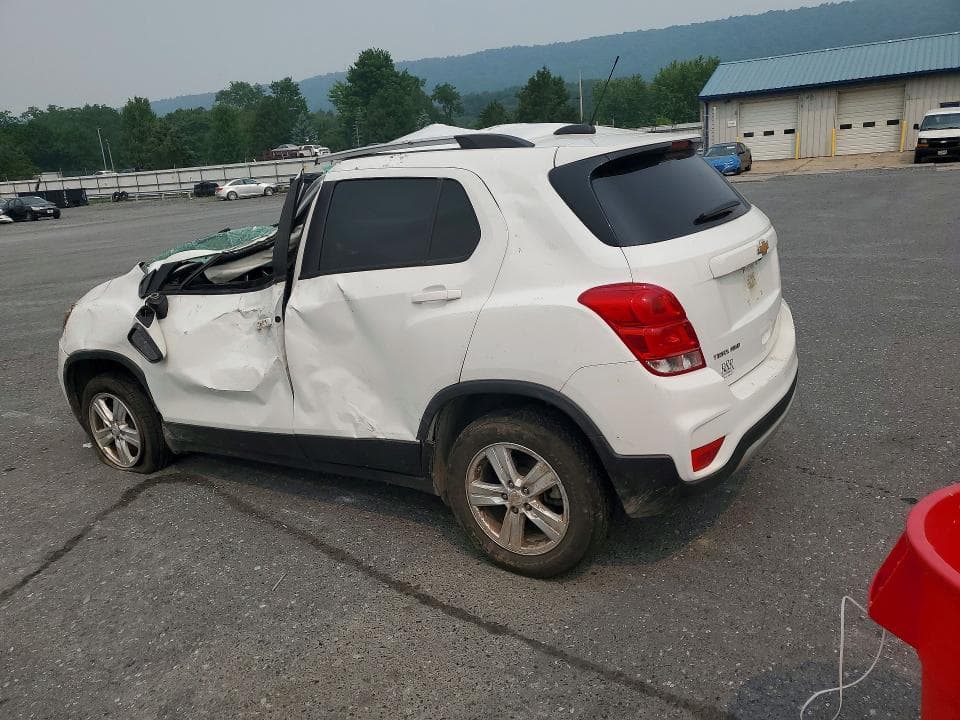 2022 CHEVROLET TRAX 1LT 2