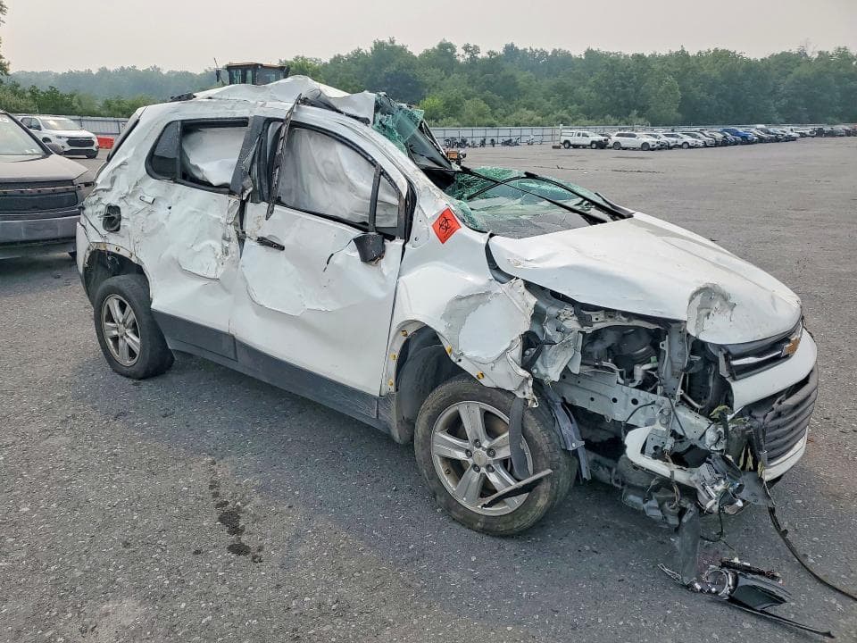 2022 CHEVROLET TRAX 1LT 4