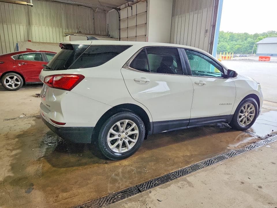 2021 CHEVROLET EQUINOX LT 3