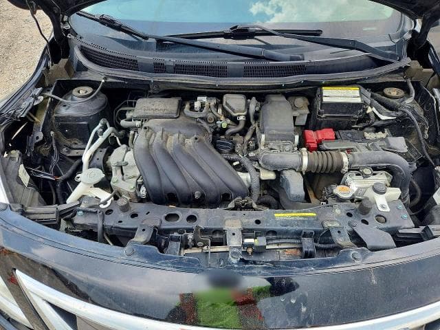 2019 NISSAN VERSA SV 11