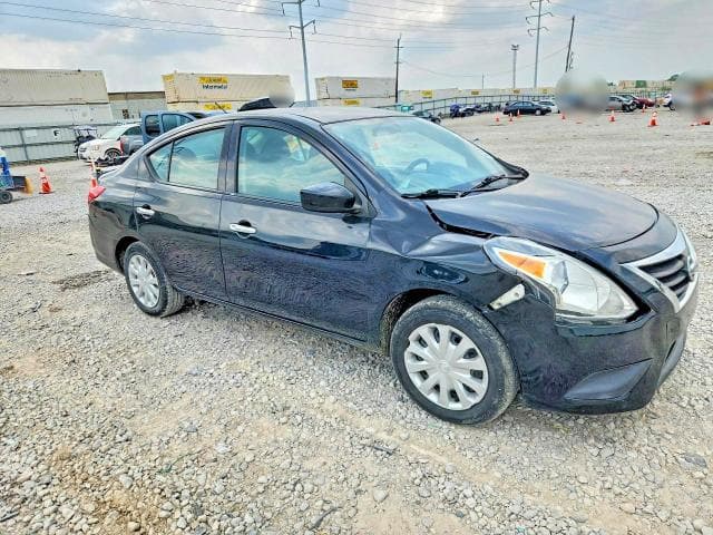 2019 NISSAN VERSA SV 4