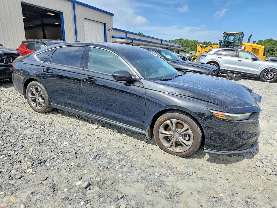 2023 HONDA ACCORD EX 4