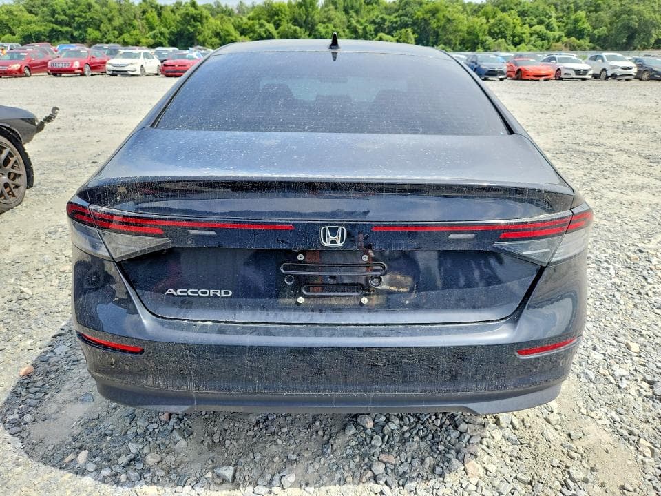 2023 HONDA ACCORD EX 6
