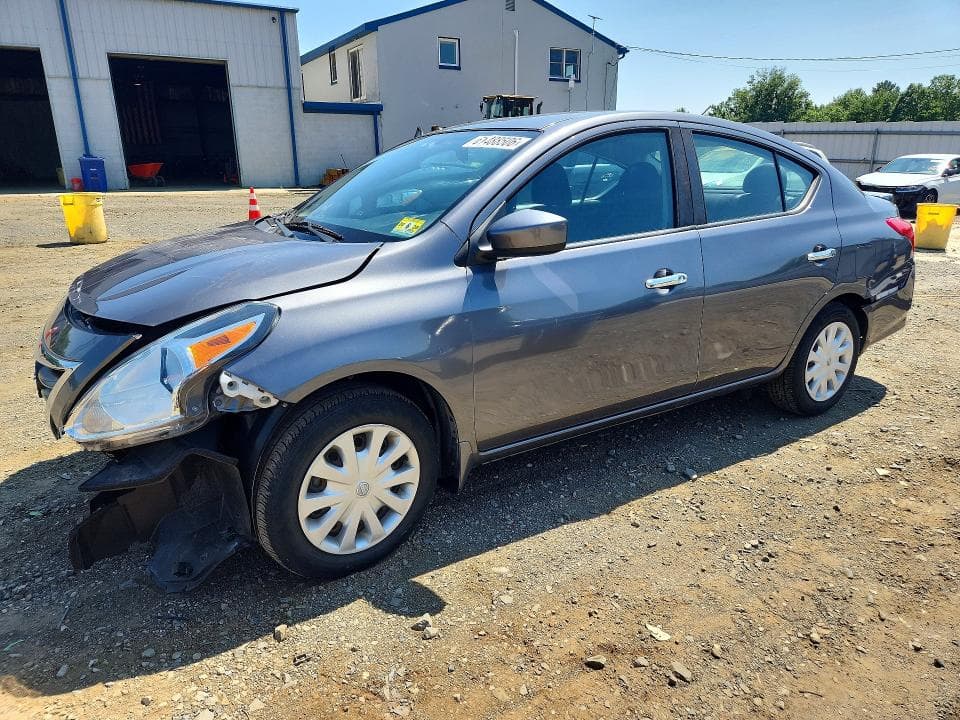 2019 NISSAN VERSA SV 1