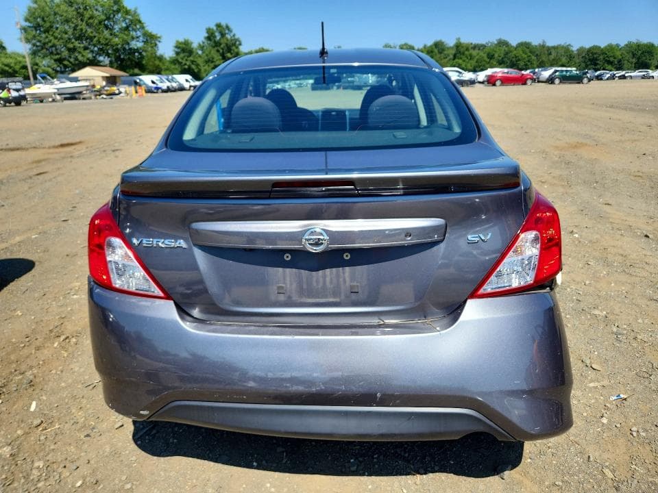 2019 NISSAN VERSA SV 6