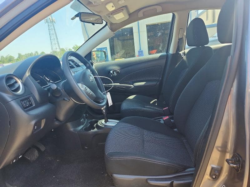 2019 NISSAN VERSA SV 7
