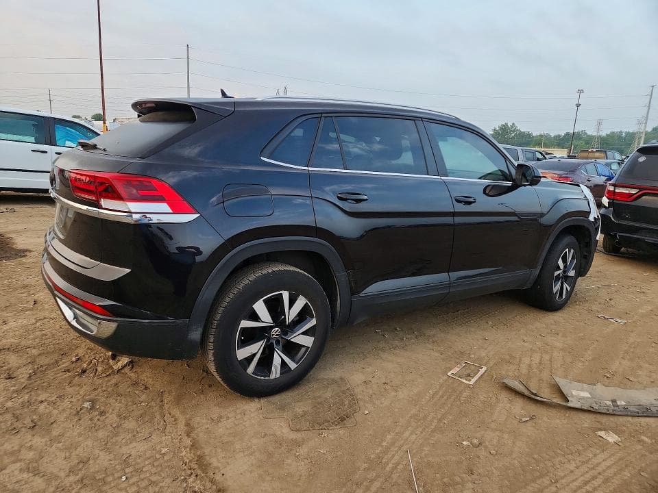 2023 VOLKSWAGEN ATLAS CROSS SPORT SE 3