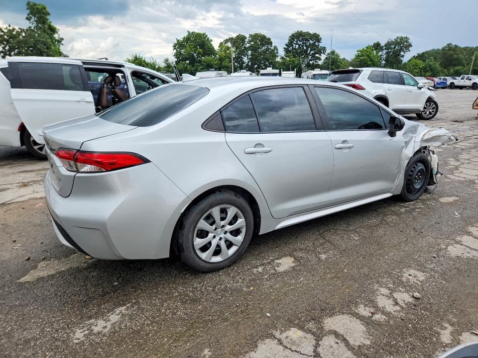 2021 TOYOTA COROLLA LE 3