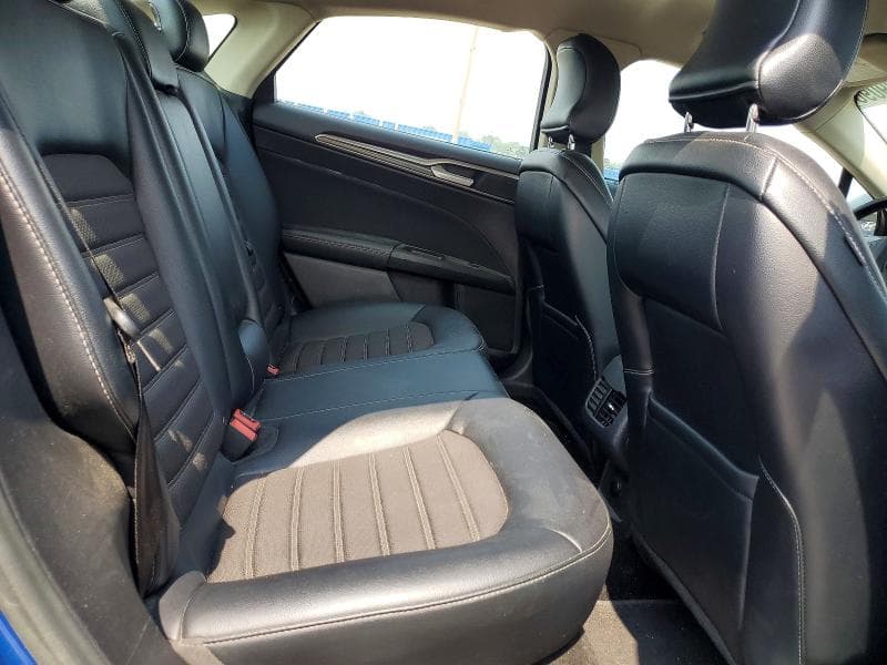 2017 FORD FUSION SE 10