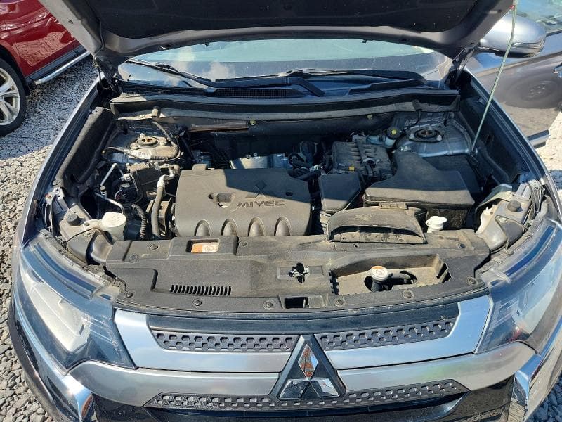 2019 MITSUBISHI OUTLANDER SE 11