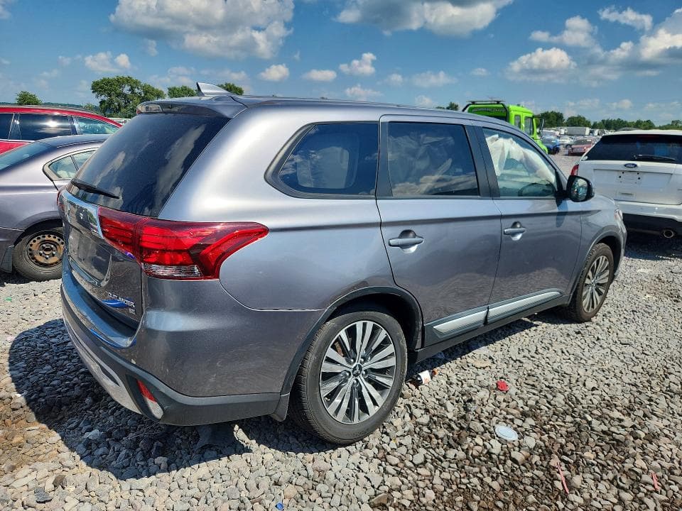 2019 MITSUBISHI OUTLANDER SE 3