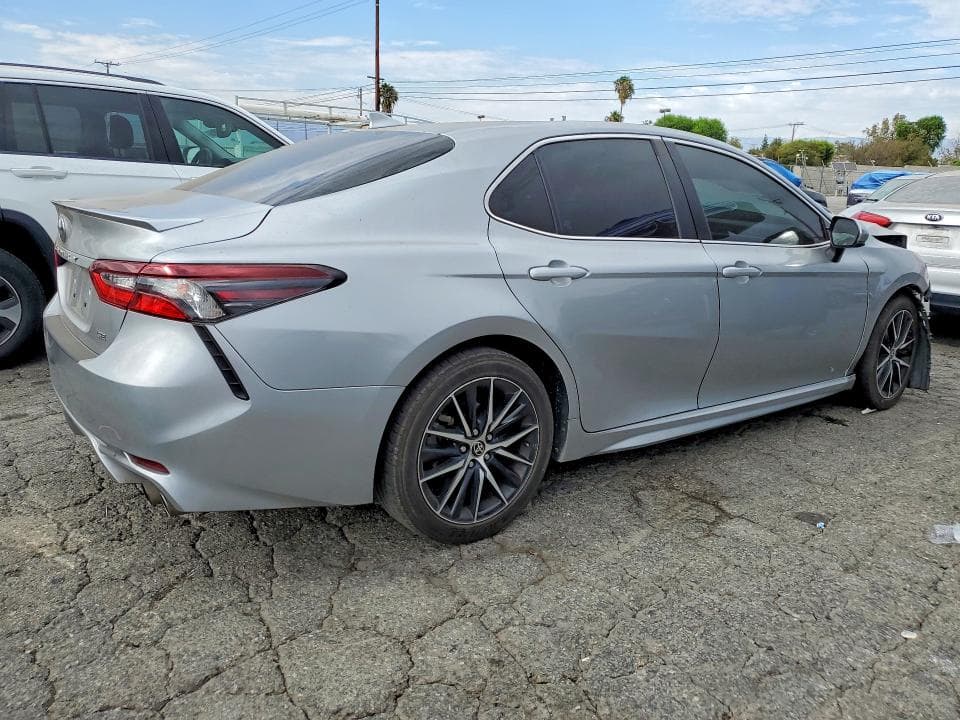 2021 TOYOTA CAMRY SE SE 3