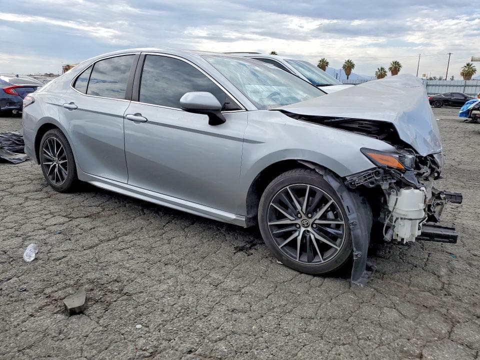 2021 TOYOTA CAMRY SE SE 4