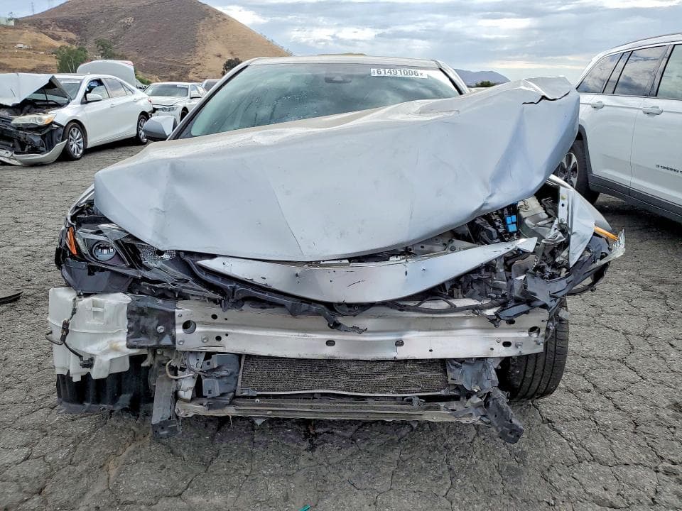 2021 TOYOTA CAMRY SE SE 5