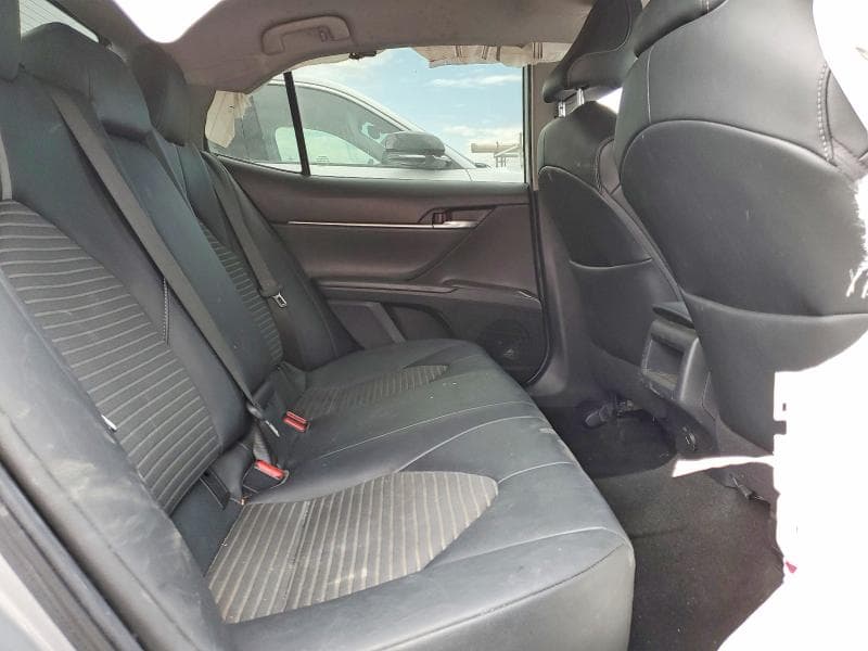 2021 TOYOTA CAMRY SE SE 10