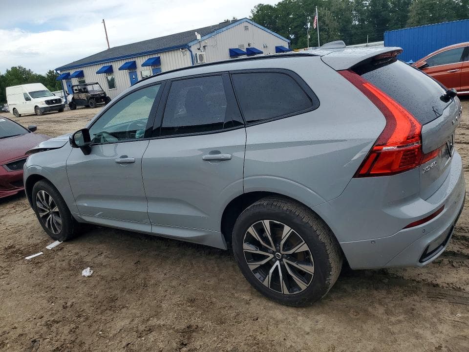 2025 VOLVO XC60 PLUS 2