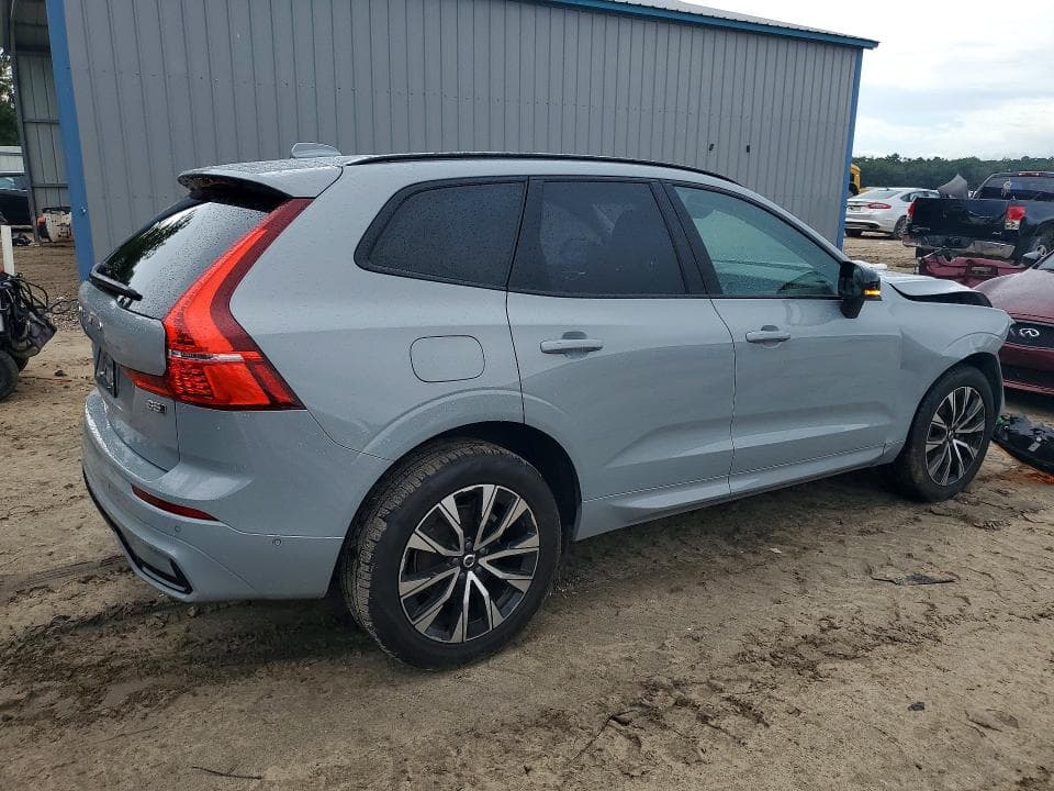 2025 VOLVO XC60 PLUS 3