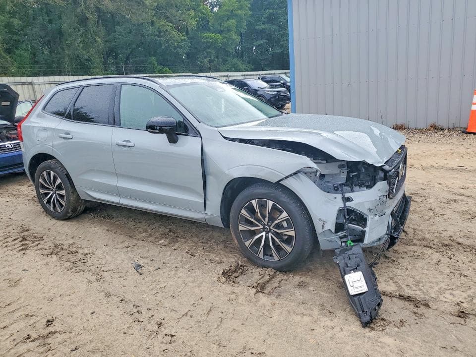 2025 VOLVO XC60 PLUS 4