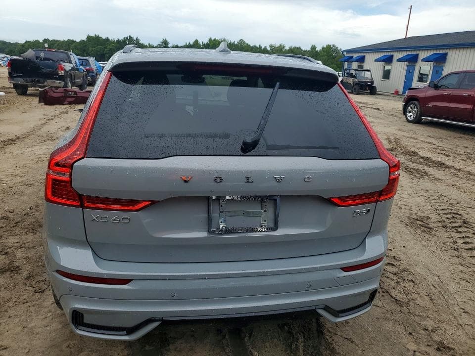 2025 VOLVO XC60 PLUS 6