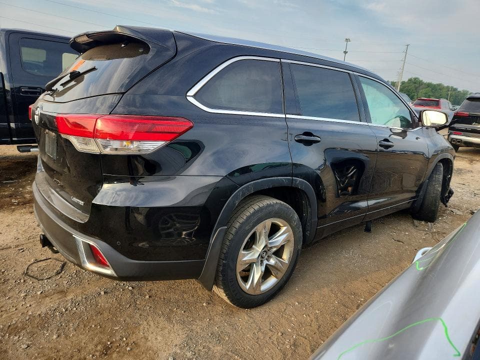 2017 TOYOTA HIGHLANDER LIMITED 3