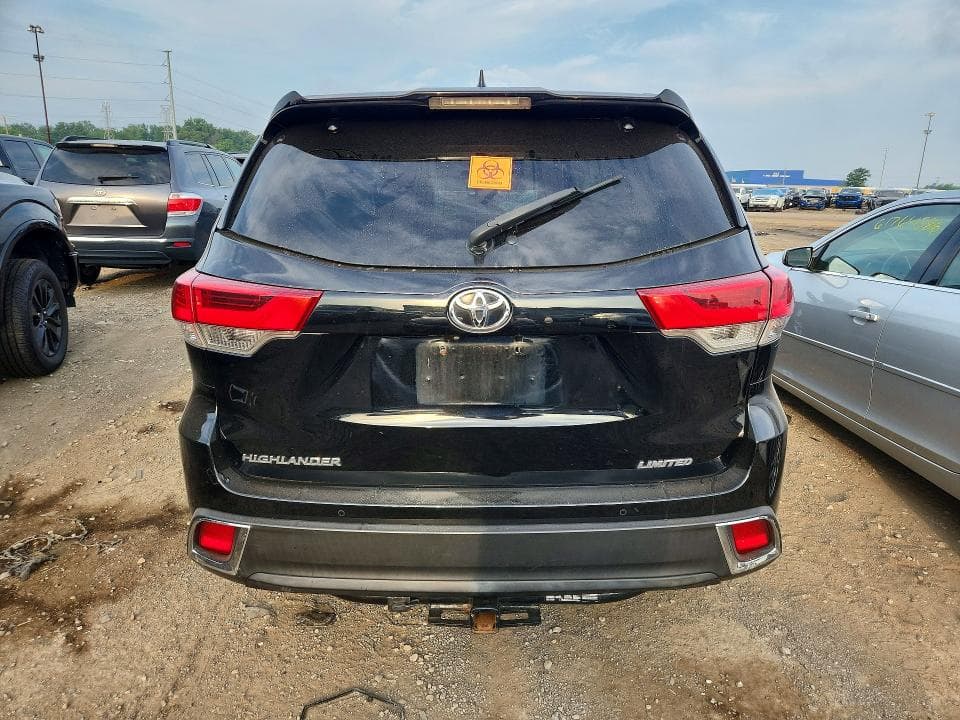 2017 TOYOTA HIGHLANDER LIMITED 6