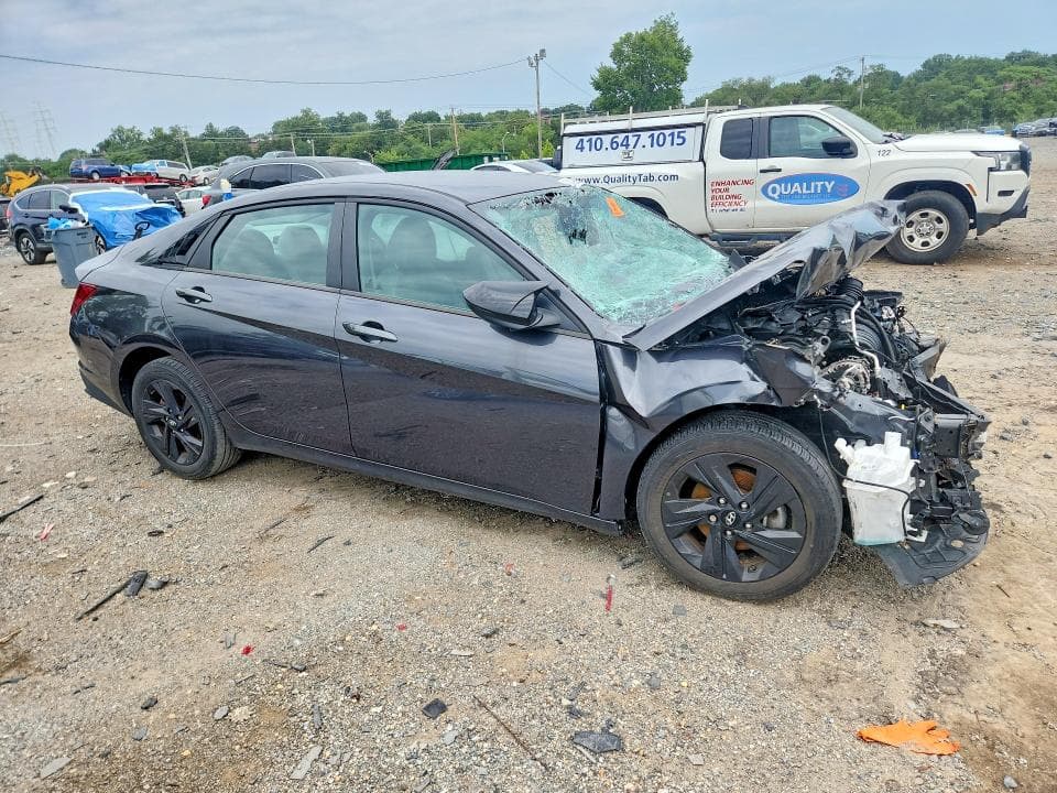 2021 HYUNDAI ELANTRA SEL 4