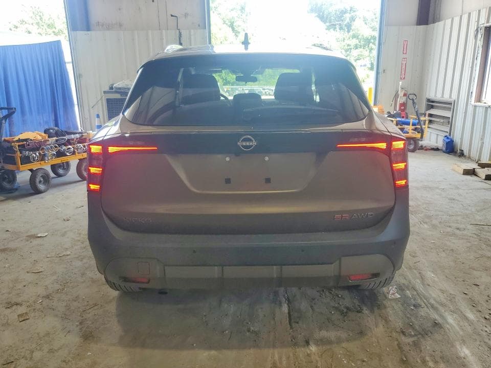 2026 NISSAN KICKS SR 6