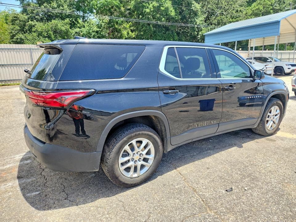 2023 CHEVROLET TRAVERSE LS 3