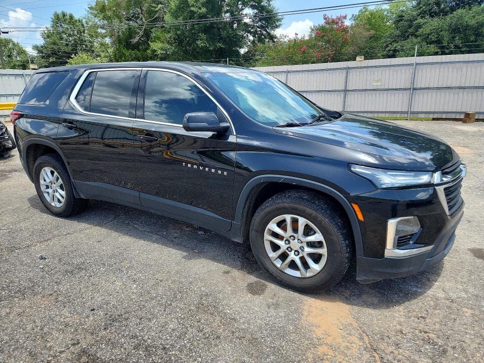 2023 CHEVROLET TRAVERSE LS 4