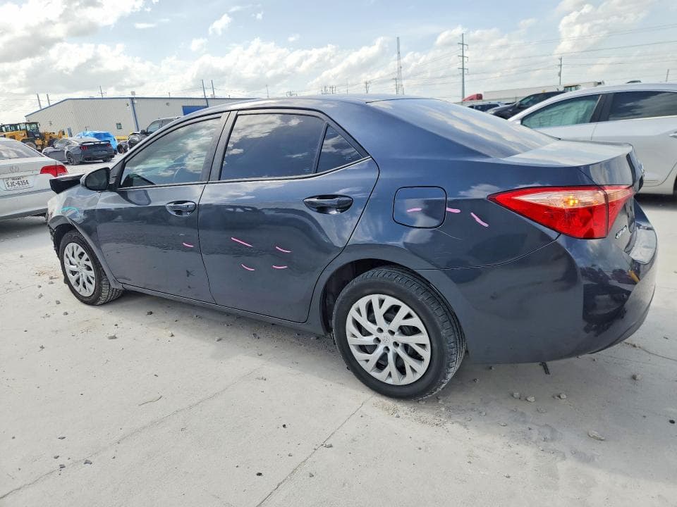 2018 TOYOTA COROLLA LE 2