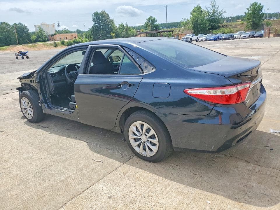 2017 TOYOTA CAMRY LE 2