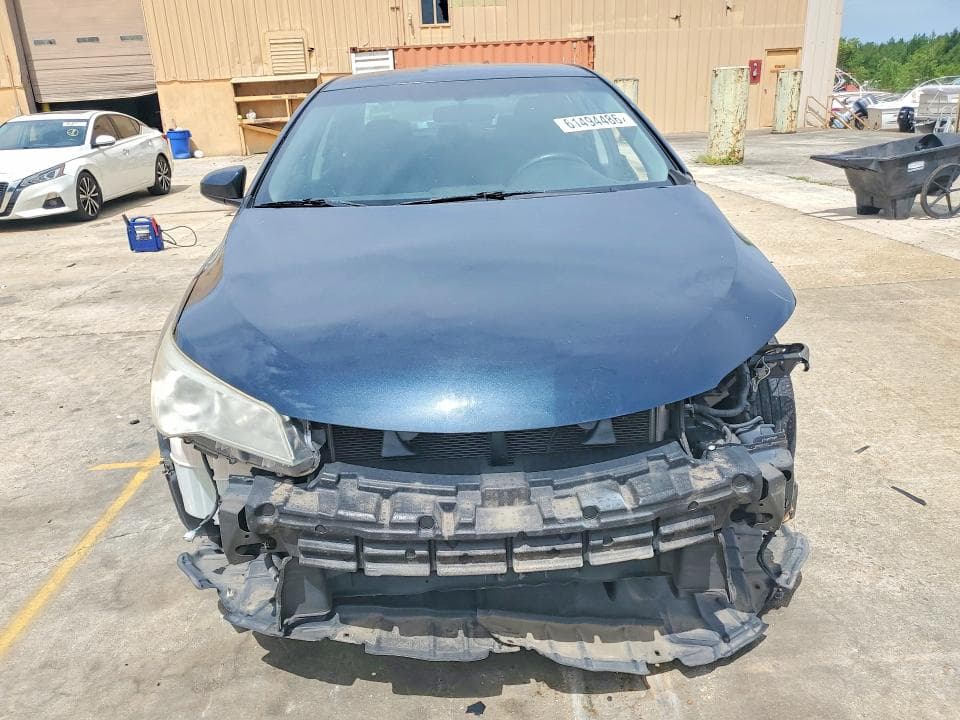 2017 TOYOTA CAMRY LE 5