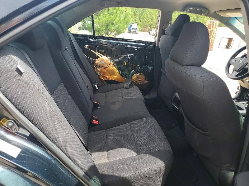 2017 TOYOTA CAMRY LE 10
