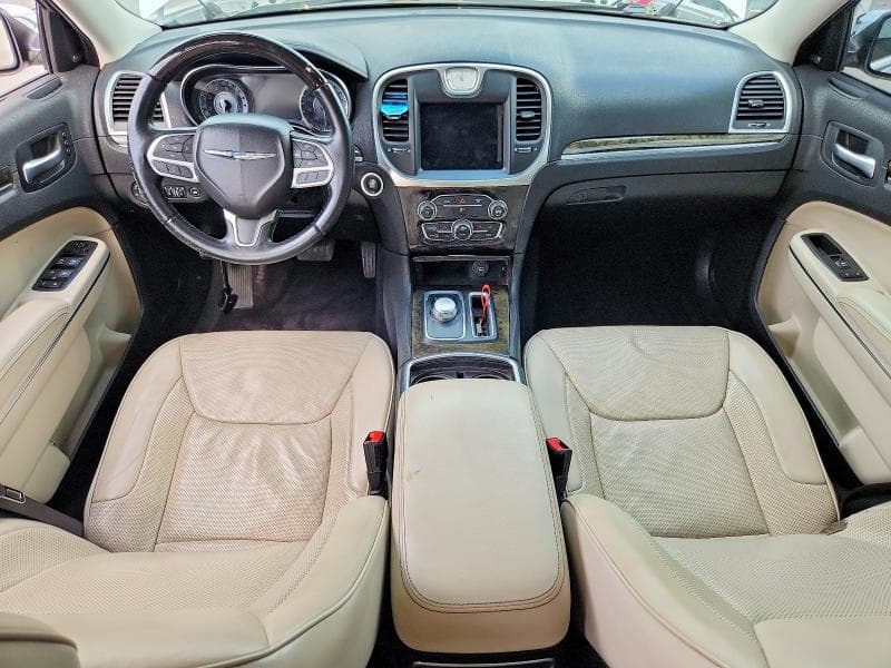 2017 CHRYSLER 300C 8